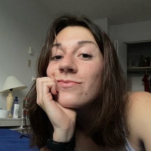 Meet your Posher, Amelia